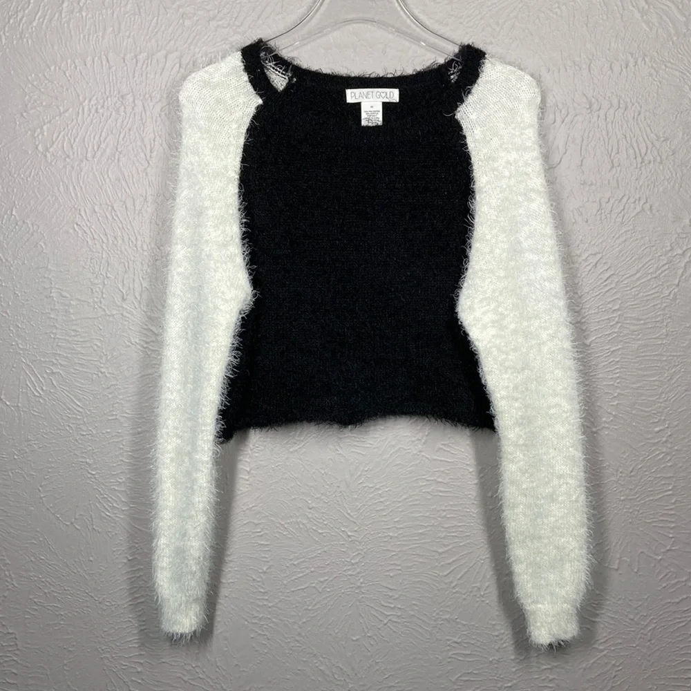 Planet Gold Black & White Long Sleeve Crop Fuzzy Sweater Women's Size Me…